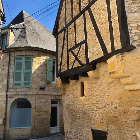Montignac-lascaux Maison Ville 4 Pers *